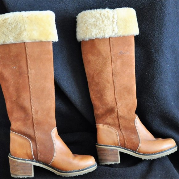 Blondo Shoes - Vtg 70s Blondo Shearling Sheep skin Natural Suede & Leather Pull-on Boots 6 37